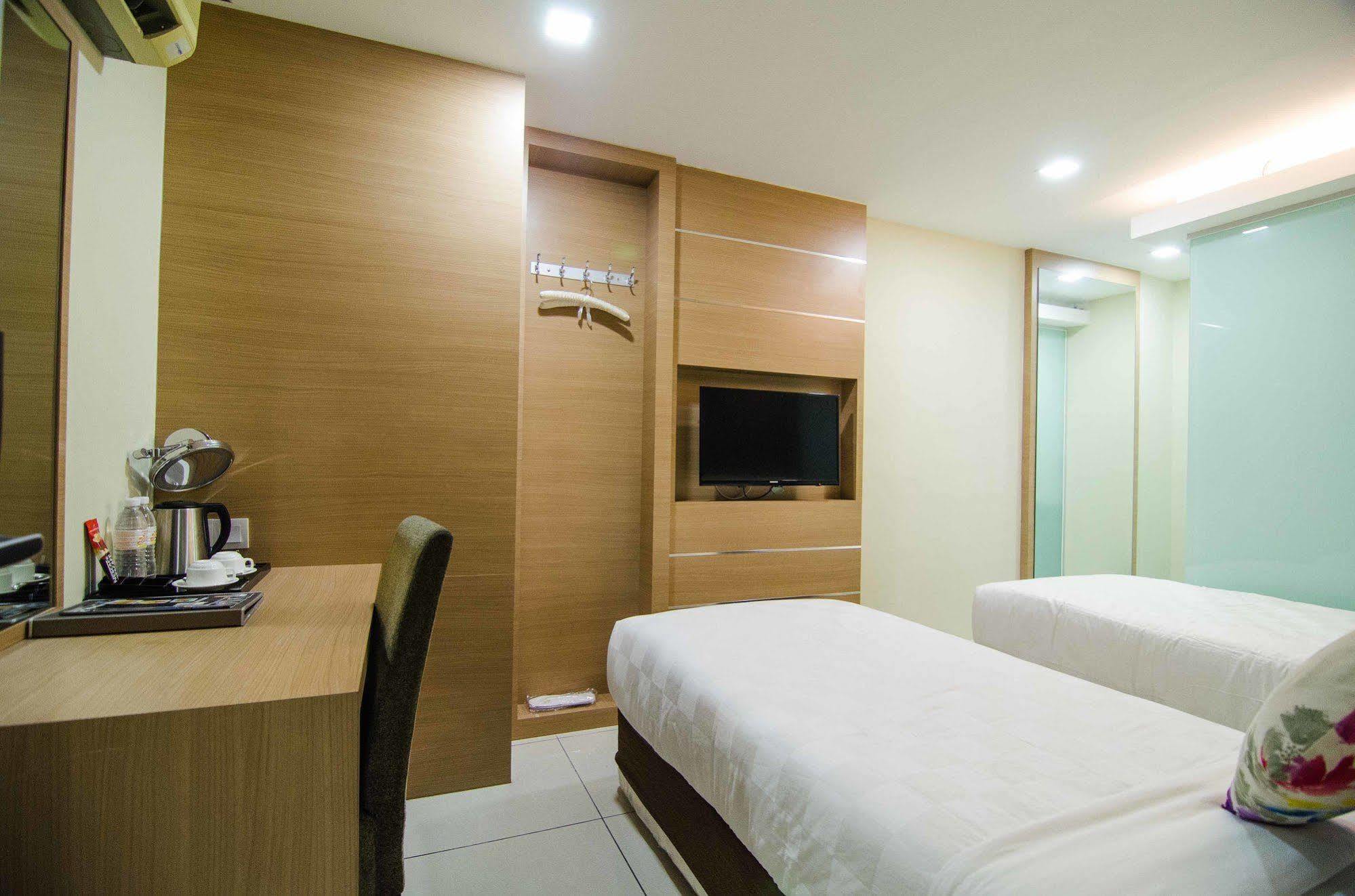 Hotel Mornington Bukit Permata Lumut Dış mekan fotoğraf